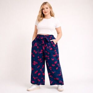 Torrid Blue Floral Crepe Wide Leg Pants Size 1 Stretch Waist